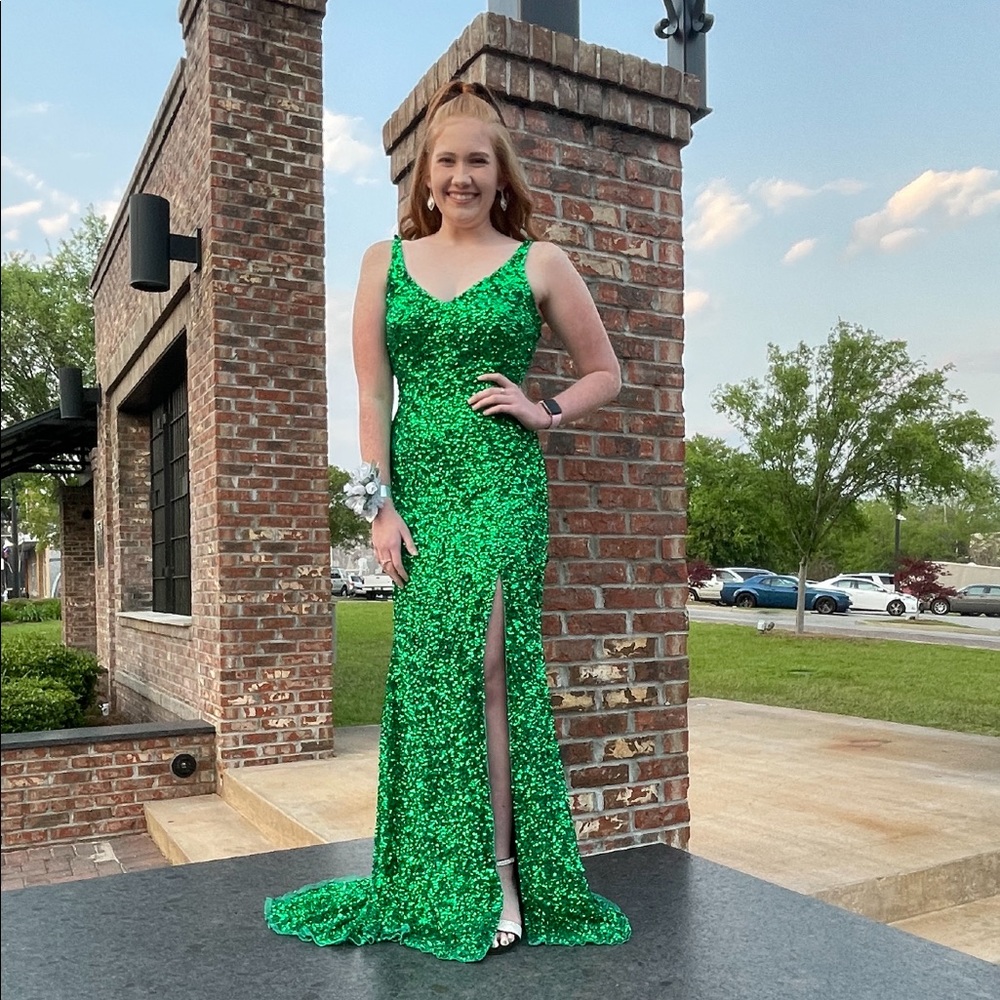 Pageant/prom dress - Picture 2 of 6